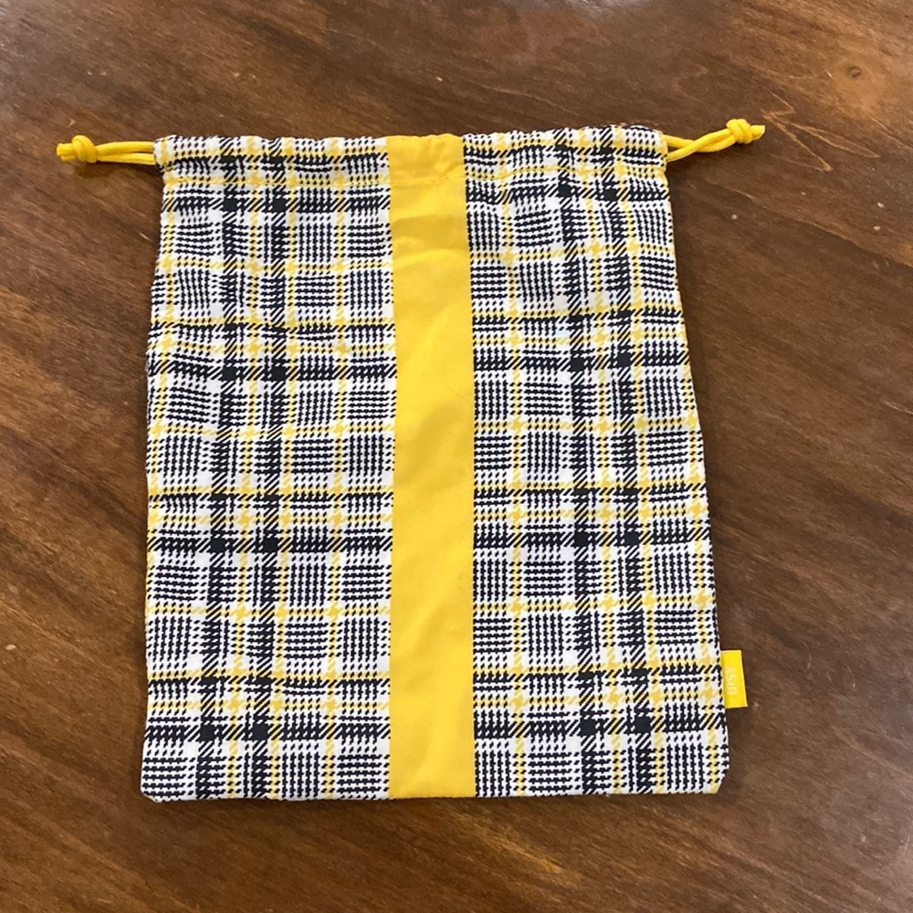 New Clueless Ipsy Drawstring Bag - image 2